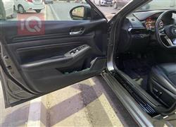 نيسان ألتيما